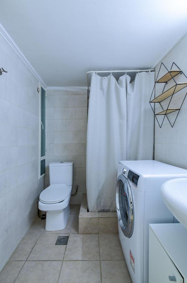 Beautiful 2Bd Apartment Near Historic Center Of Афіни Екстер'єр фото