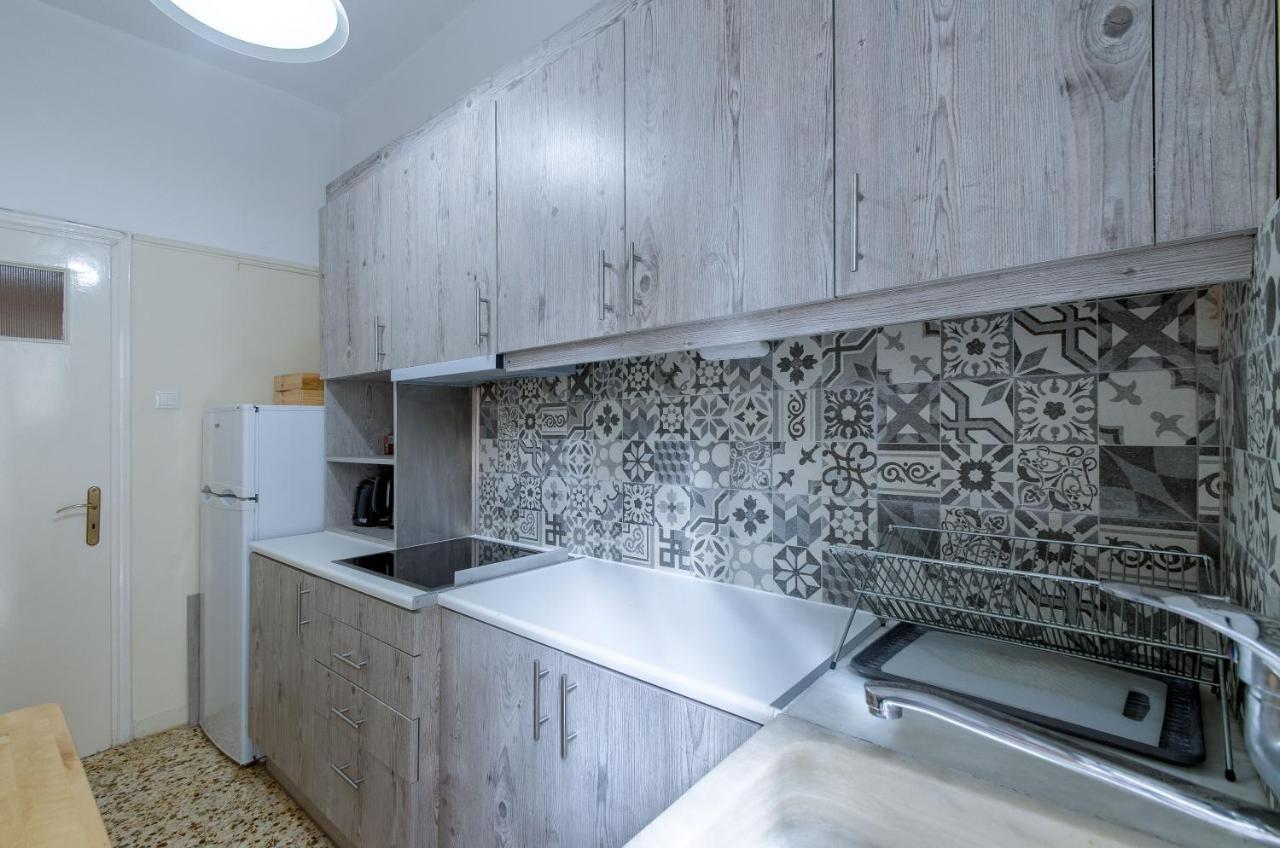 Beautiful 2Bd Apartment Near Historic Center Of Афіни Екстер'єр фото